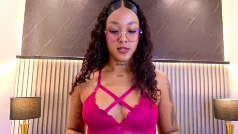  CALL ME KINSLEY  online show from May 6, 4:16 am