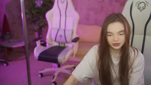 Sweet girls online show from February 11, 7:59 pm