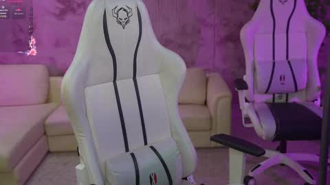 Sweet girls online show from February 11, 9:53 am