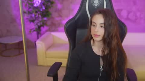 Sweet girls online show from February 18, 11:33 am