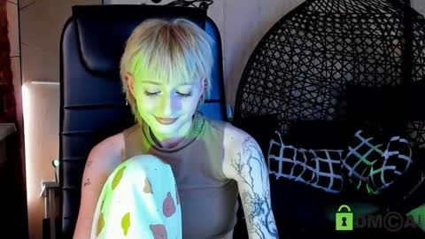 Kira online show from March 7, 8:16 pm