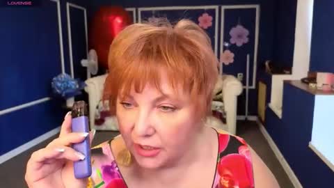 Kira Kennet online show from May 14, 8:09 am
