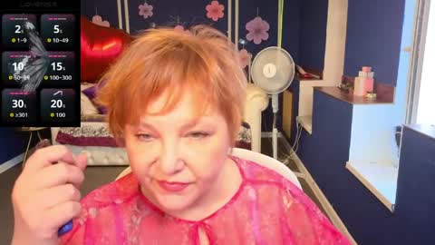 Kira Kennet online show from May 25, 5:28 am