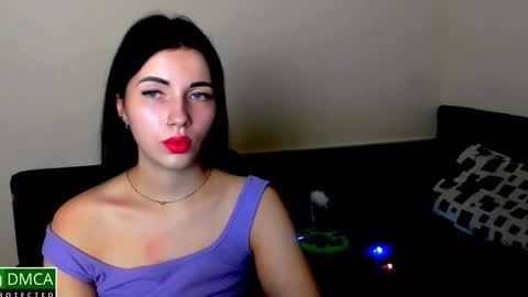 Snapshot of kira_moon_1 chatting on December 6, 9:45 pm Kira online show from December 6, 9:45 pm
