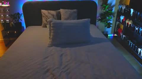 Kira online show from November 8, 2:05 am