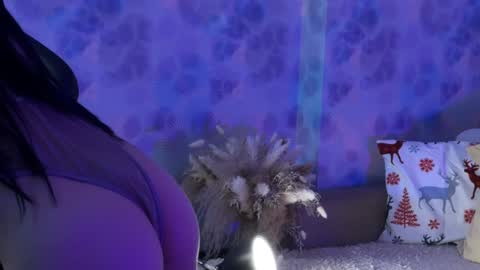Kira    online show from December 21, 8:00 pm