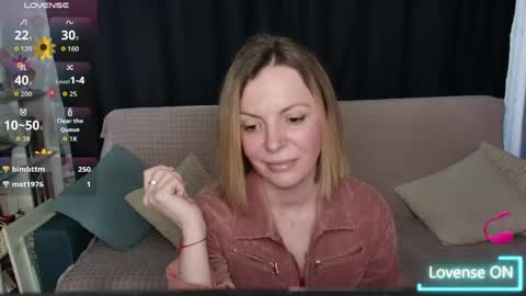 kiramartins cat online show from May 10, 1:46 pm