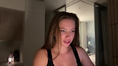 Kira online show from July 7, 1:58 pm