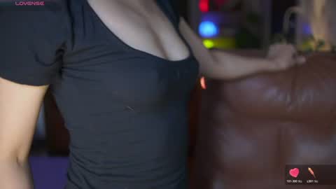 kirenie online show from July 8, 1:02 pm
