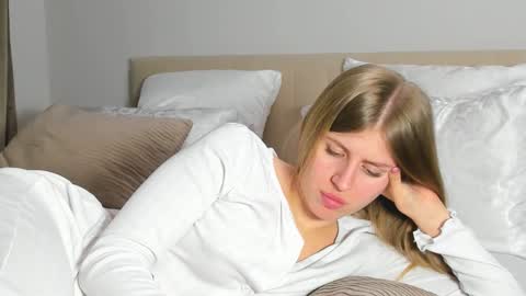 Kira online show from February 24, 9:46 pm