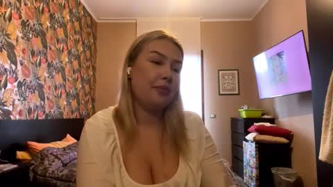 Kisha online show from November 21, 9:33 am