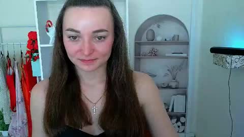 Valeria online show from May 11, 2:45 pm