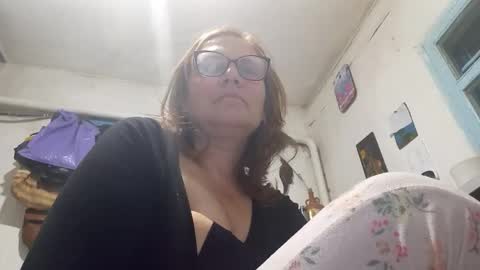 kissandvibe online show from October 31, 10:03 pm