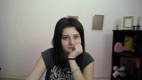 kissleoxx online show from March 13, 3:35 pm