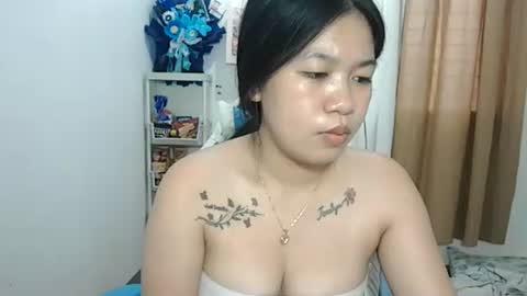 christine  online show from April 7, 8:27 am