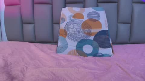 BELLA FLAME online show from October 6, 9:08 pm