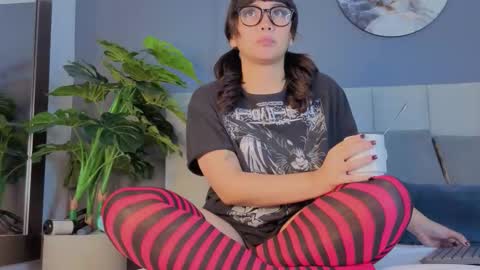 Kissmypurr online show from November 18, 11:37 pm