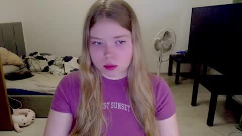 Jennyblonde and Emmabrunette online show from October 6, 2:34 pm