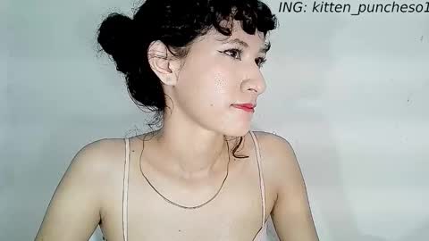 kitten_punches01 online show from September 10, 12:32 am