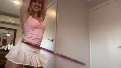 kittengirlxo online show from May 22, 4:54 am