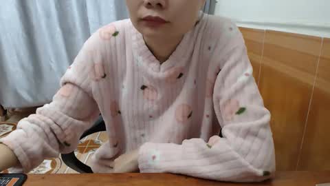 kitti_baby2x online show from December 15, 3:01 am