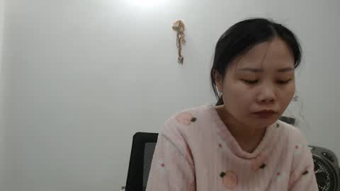 kitti_baby2x online show from March 11, 1:54 am