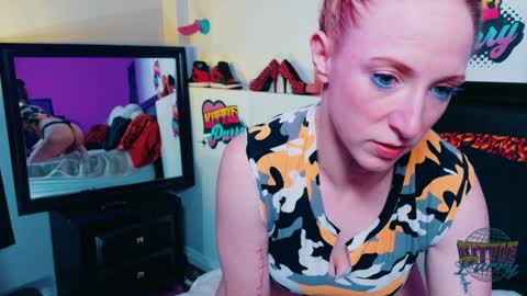 Kittie Purry online show from January 3, 4:11 am
