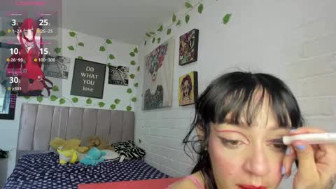  KITTY online show from April 4, 9:13 pm