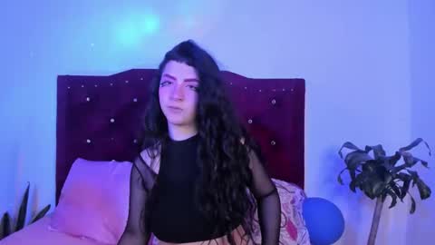 kitty__chs online show from February 13, 3:02 pm