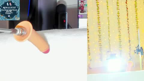 Kitty online show from May 10, 12:07 pm