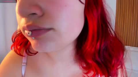 kitty_bae_ online show from September 23, 3:10 pm