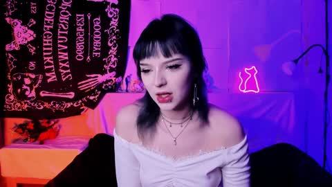 kitty_bang online show from February 7, 1:43 pm