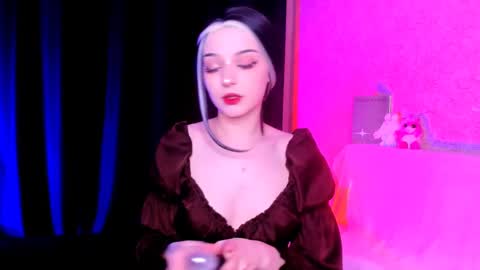 kitty_bang online show from December 22, 8:27 am