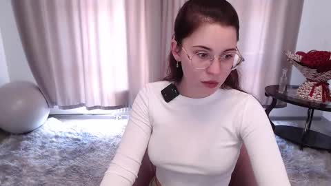 Angelina and Andrew online show from September 22, 8:57 am