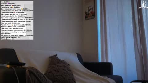 kitty_fitty29 online show from February 9, 10:56 pm