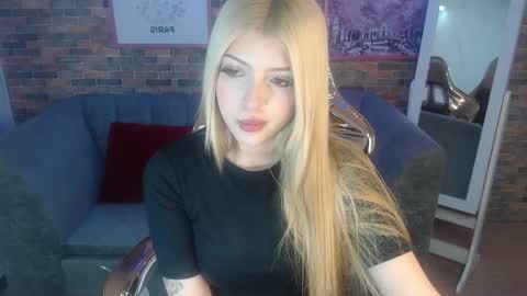 kitty_fox_b online show from February 6, 12:48 pm