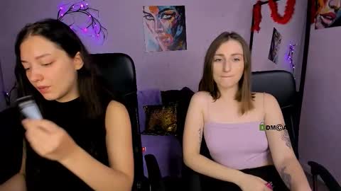 kitty online show from December 3, 7:00 am