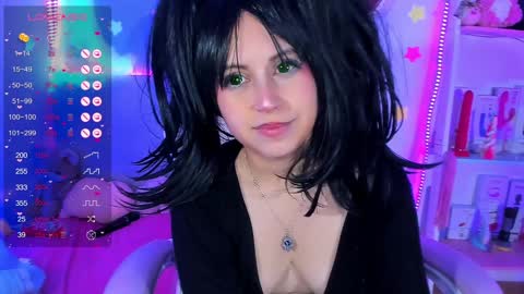     online show from December 11, 10:36 am