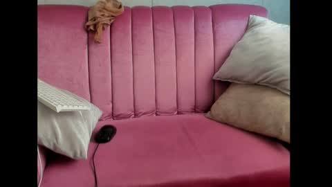 kitty rose online show from November 15, 1:45 pm