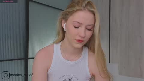 Snapshot of kittyloffe chatting on February 27, 7:12 am Monika online show from February 27, 7:12 am
