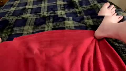 kittyneedsherdaddy online show from May 16, 11:26 pm