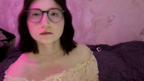 kittys0 online show from September 29, 4:34 pm