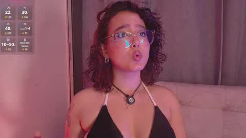 Sophie online show from March 19, 1:43 am