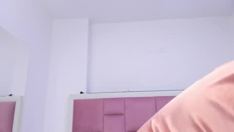 kelly online show from December 17, 7:51 pm