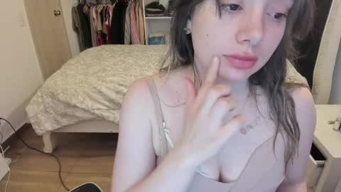 kittywantslove23 online show from May 18, 8:48 pm