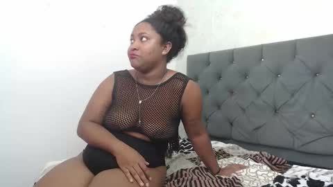 kittyy_18_ online show from October 11, 7:27 pm