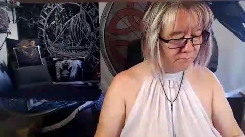 Michelle online show from September 21, 8:57 am