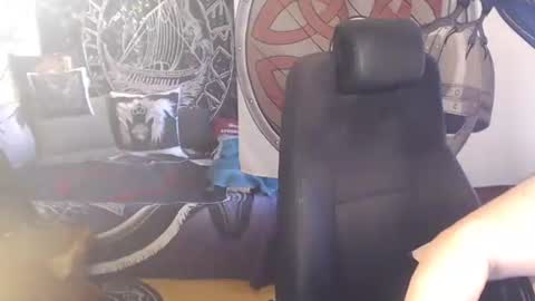 Michelle online show from May 19, 8:32 am