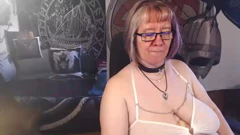 Michelle online show from May 20, 11:18 am
