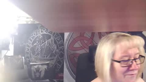 Michelle online show from February 12, 5:58 pm